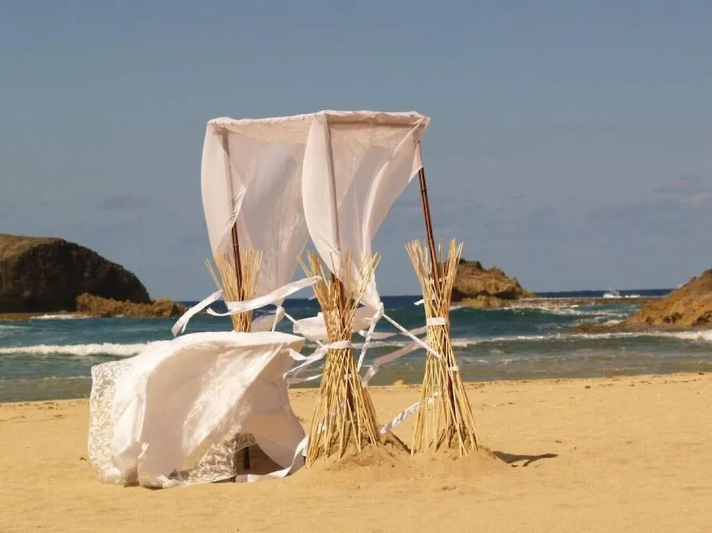 The Views Will Take Your Breath Away - Romantic Villa On The Beach Arecibo